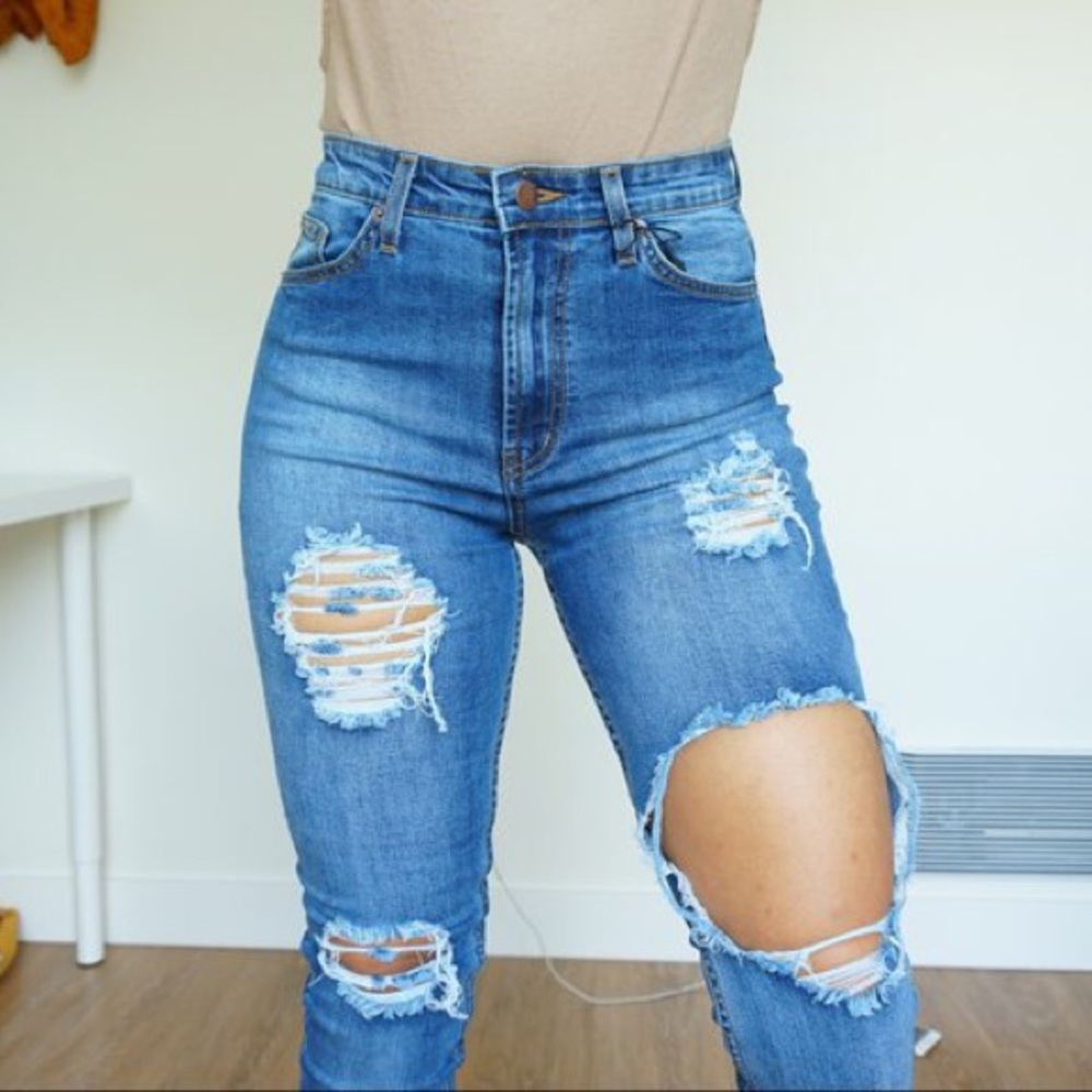 Fashion Nova Seek and Destroy Jeans